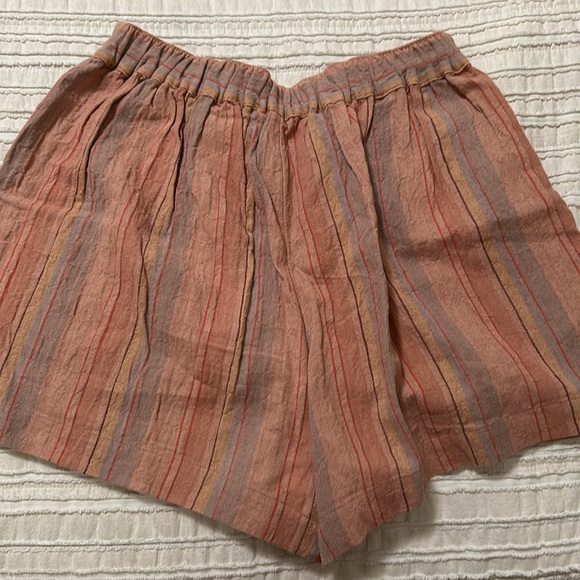Striped Linen Cotton Madewell shorts, size Medium. - Picture 2 of 4